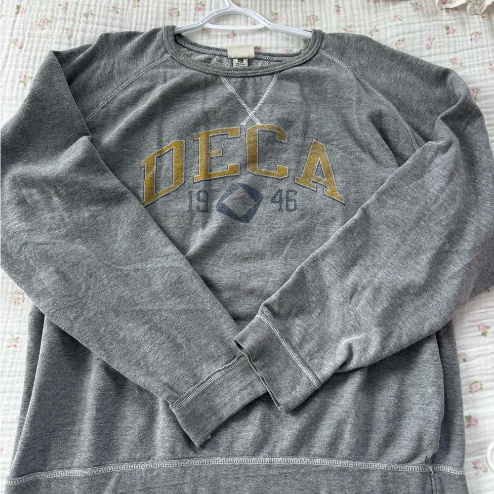 Gray DECA 1946 Men's Sweater